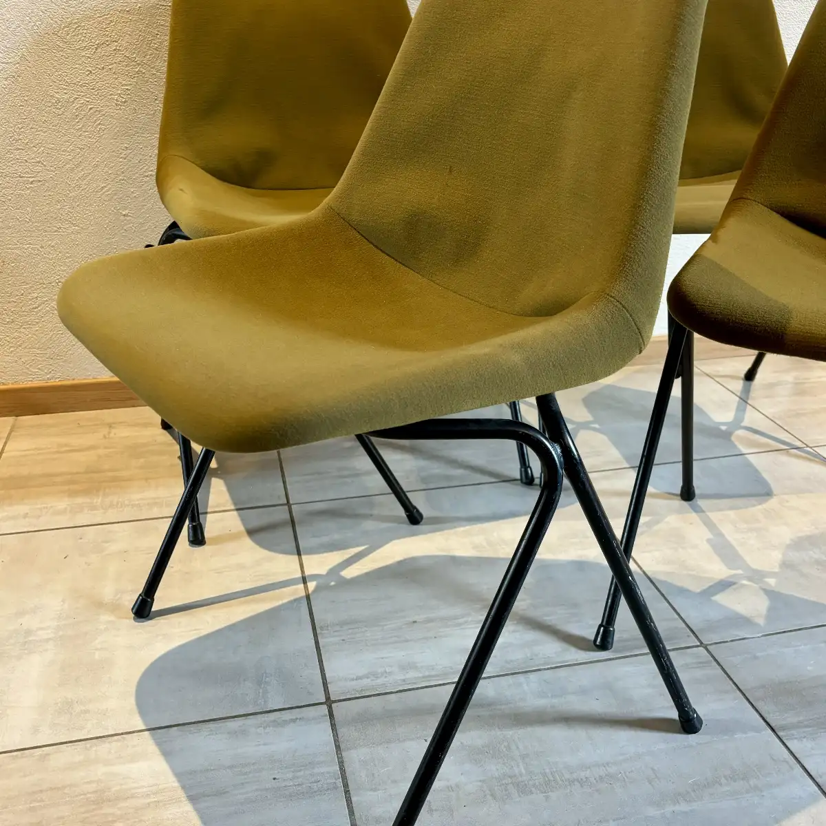 4 Chaise design Robin day