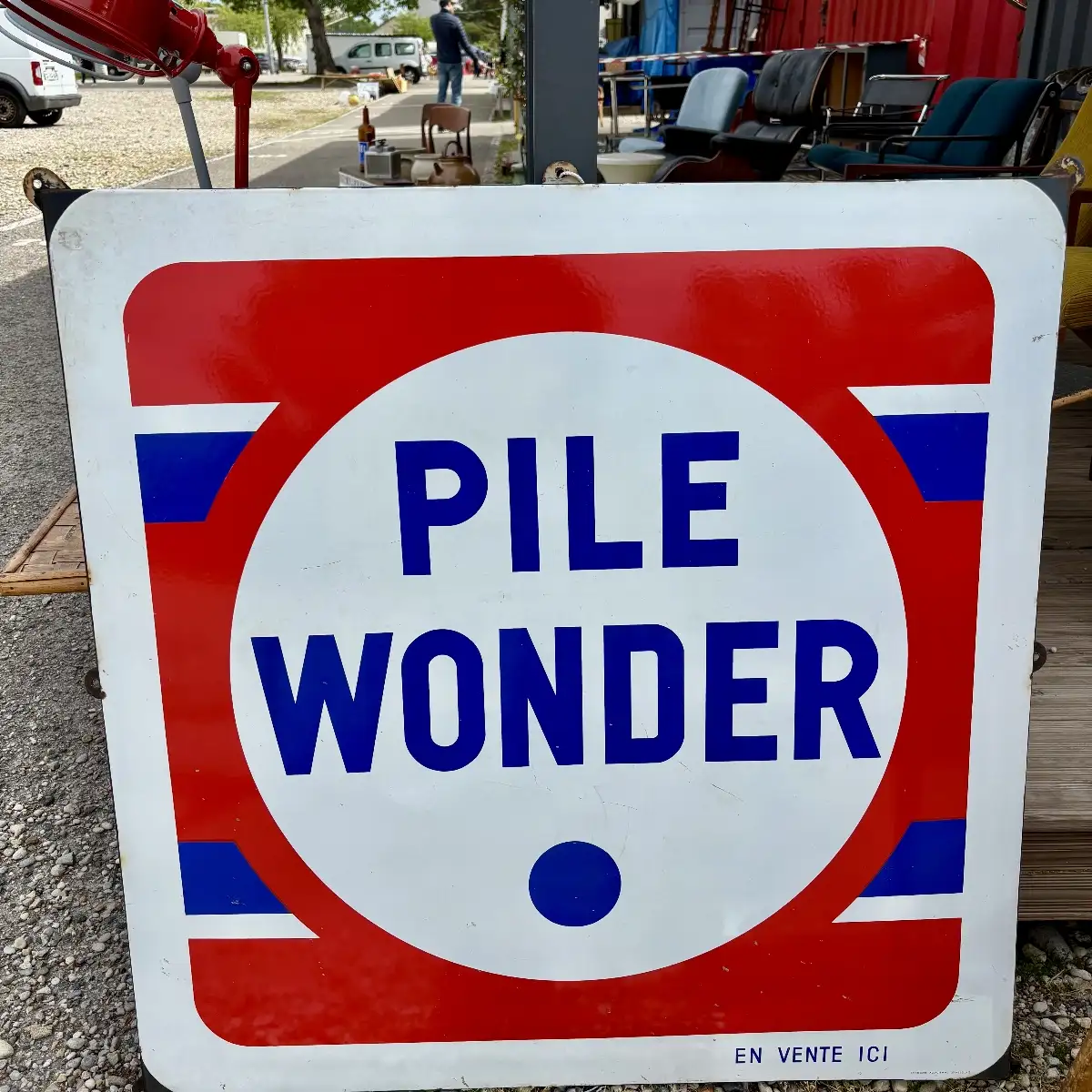 Plaque émaillée PILE WONDER